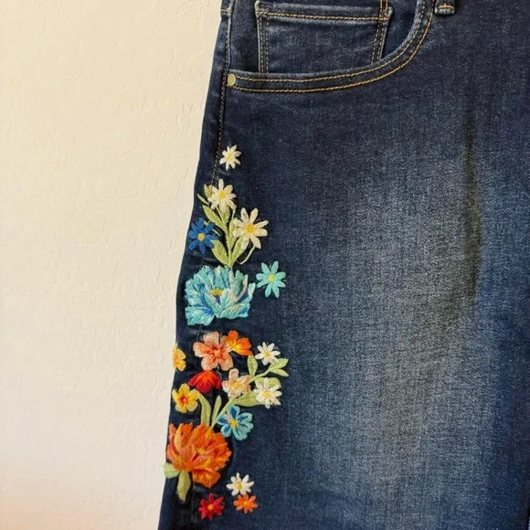 DRIFTWOOD Blue Denim with Gold Stitching - Picture 4 of 6